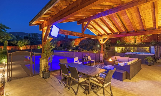 El Cajon House | Private 10 BR Estate: Ranch House, Farmhouse & Bunkhouse at Rockin’ View Ranch!