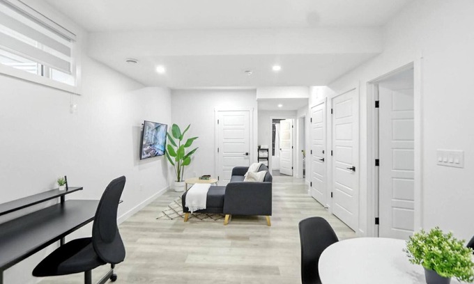Southwest Calgary Apartment | Private 2 Bed 1 Bath Basement Suite in SW Calgary | Banff Access