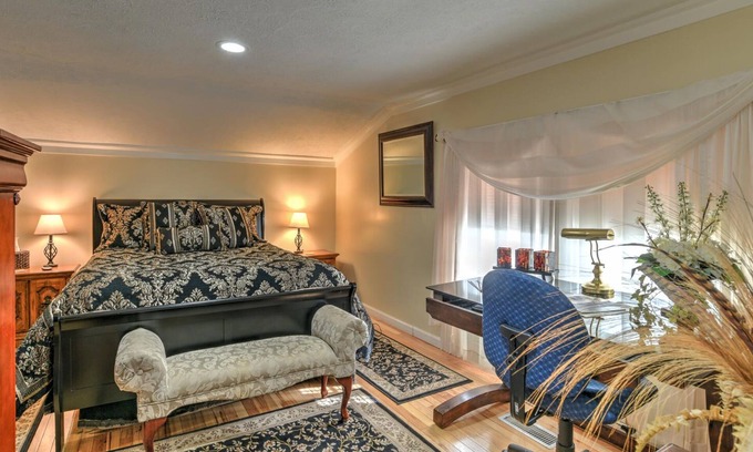 Candler Apartment | Private and comfortable. Close to everything including Biltmore House!