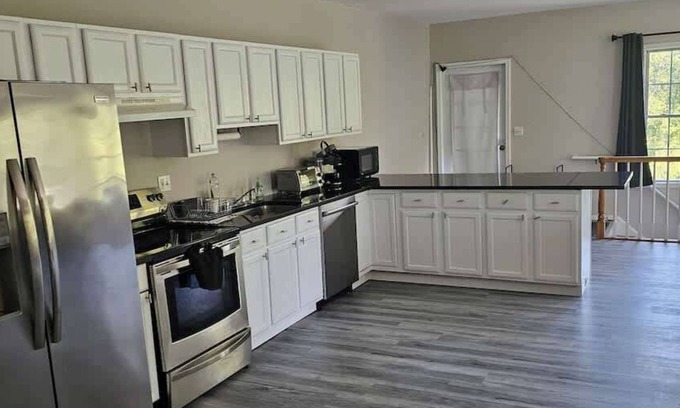 Southbury Apartment | Private Apartment in Southbury 101