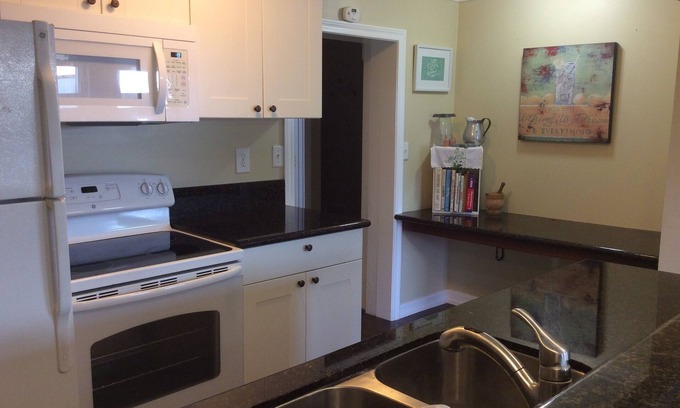Bonita Apartment | Private Apartment up in the Hills.