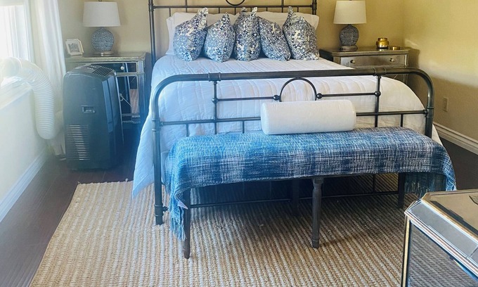 Mission Viejo Apartment | Private Bedroom/and Full Private Bathroom Close to the Beach Cities