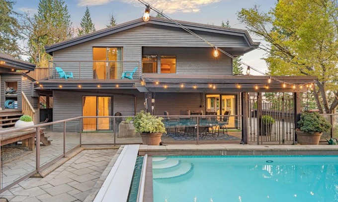 Upper Lonsdale House | Private Bedroom, Powder Room, Shower, Outdoor Pool, Hot Tub