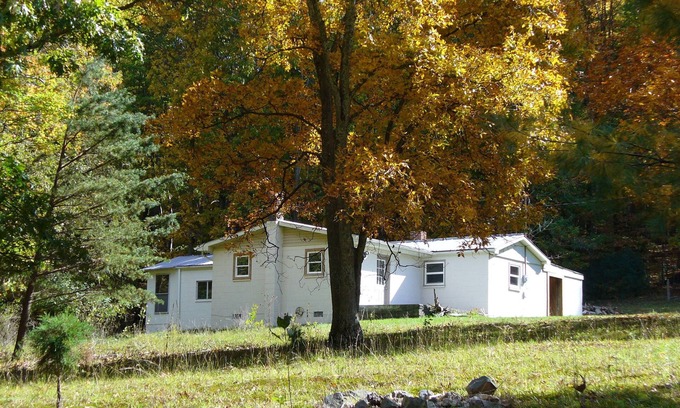Lindside Cottage | Private, Cozy Cottage Nestled On Peter's Mountain.