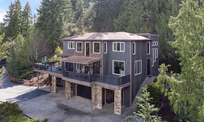Bonney Lake House | Private custom entertaining home on the hill w view of valley & river