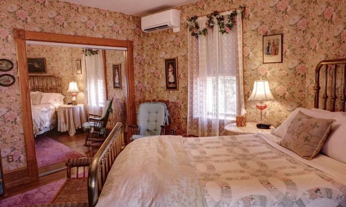 Bellefonte Apartment | Private Entrance Apartment with a Garden View