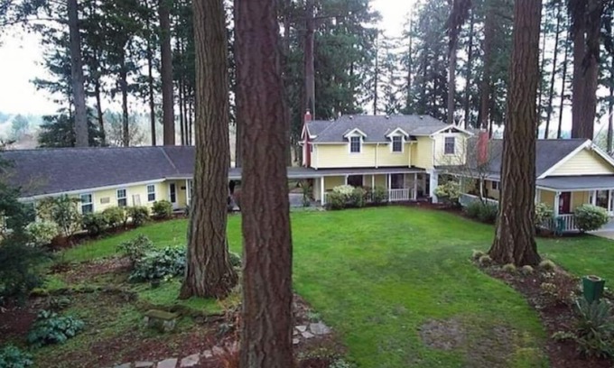 Newberg House | Private Estate in Wine Country