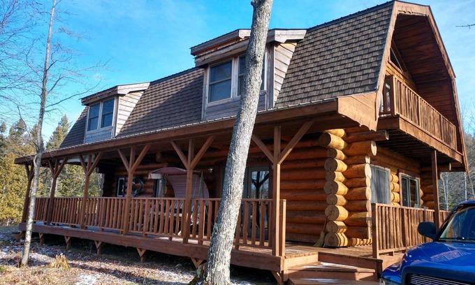 Stambaugh Cabin | Private, Family/Pet-Friendly, Log Cabin on Waterfront Chicaugon Lake Property.