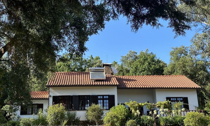 Tabua House | Private farm with lake, close to river beaches
