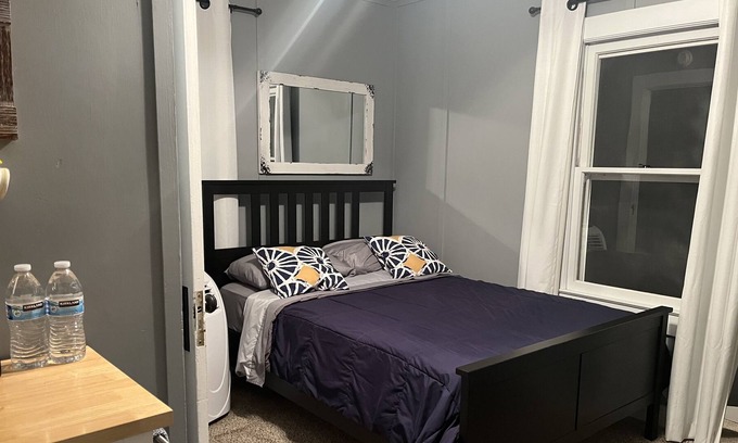 Hollister Apartment | Private guest room in Hollister-Tres Pinos - 20 Min. to Pinnacles National Park.
