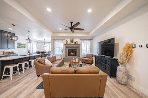 Ashton House | Private Hot Tub and Deck Teton Valley Getaway
