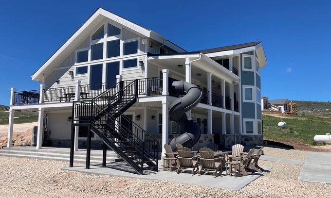 Sweetwater House | Private Hot Tub and P-ball/B-Ball Court! Ideal Beach Access, and Golf nearby!