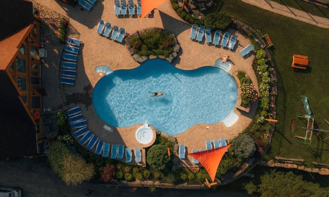 Fiddler Lake Resort Ski Chalet | Private Hot Tub/Sauna/Indoor Pool/Nyctale