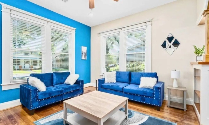 Greater Heights House | Private Houston Heights Getaway Near Downtown!