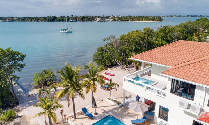 Placencia Villa | Private Island Beachfront Villa 1 Min From Village