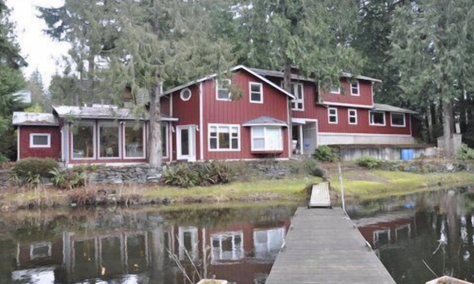 Sedro-Woolley House | Private Lakeside Getaway