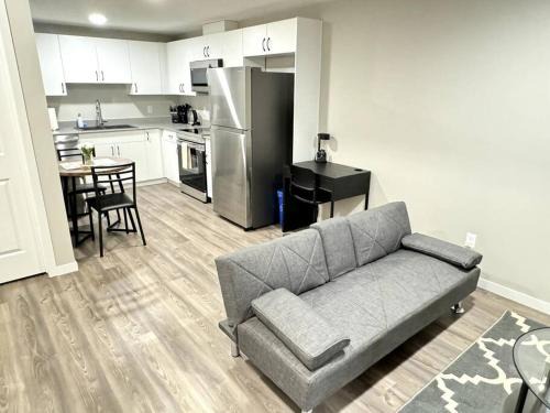 West Edmonton Apartment | Private Luxury Suite Near West Edmonton Mall
