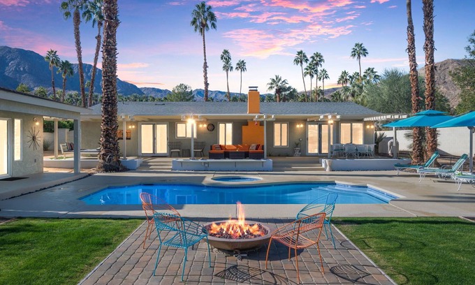 Magnesia Falls Cove House | Private Mid Century Oasis with Amazing Views has open dates for Fall 2025!