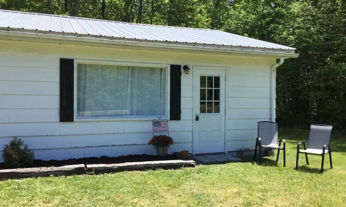 Oil City Apartment | Private & Peaceful 1-bedroom apartment close to Oil Creek State Park
