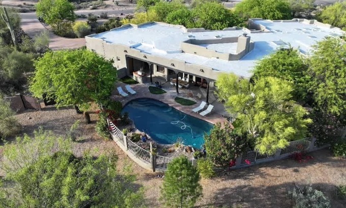 North Scottsdale House | Private Pickleball Court Scottsdale Estate