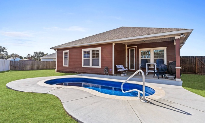 Laguna Beach Estates House | Private Pool | 2-Min Golf Cart to Beach | Close to 30A