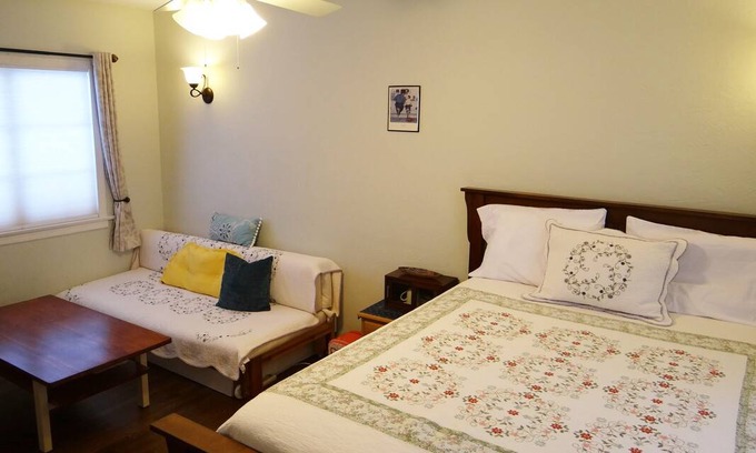 Central Escondido Resort | Private room ∙ 3 guests