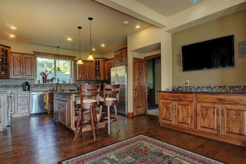 Salida Villa | Private Retreat on Working Horse and Cattle Ranch