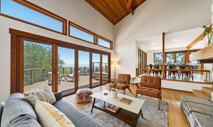 Murrieta House | Private Retreat w/Pool + Hot Tub & Expansive Deck Views
