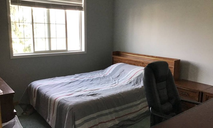 Northwest Calgary Resort | Private room ∙ 1 guest