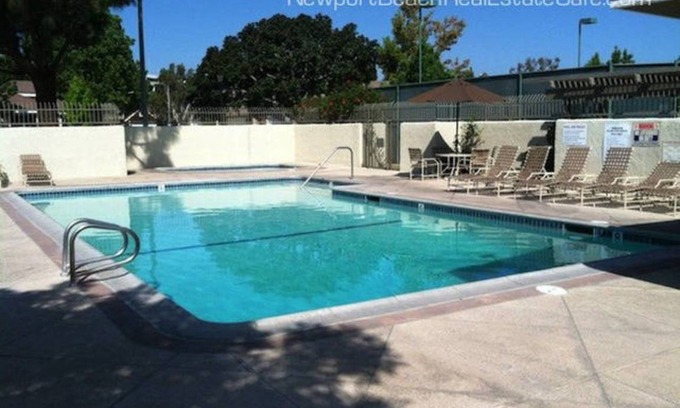 Costa Mesa Resort | Private room ∙ 1 guest