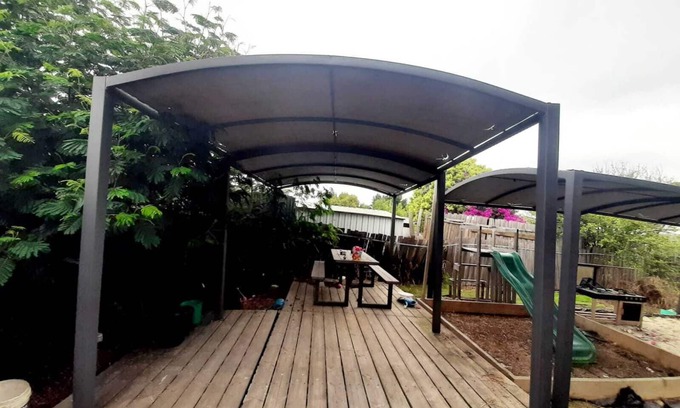 Werribee House | Private Room 1 in Werribee to train station, restaurants, shops, river on foot.