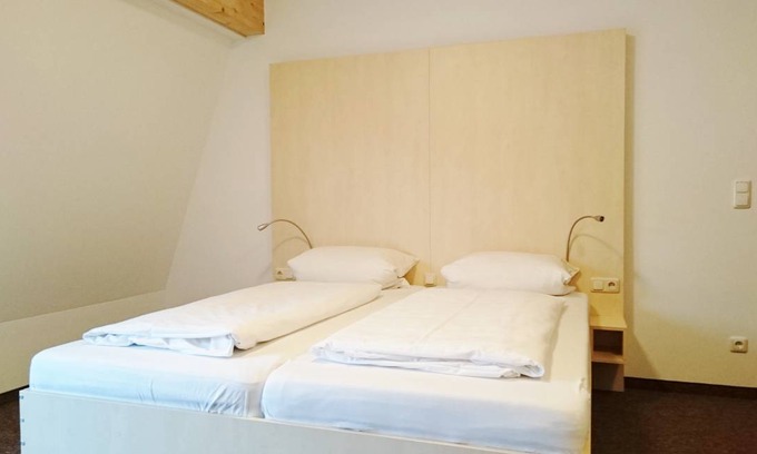 Bubenreuth Resort | Private room ∙ 2 guests