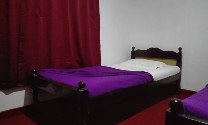 Nuwara Eliya Resort | Private room ∙ 3 guests
