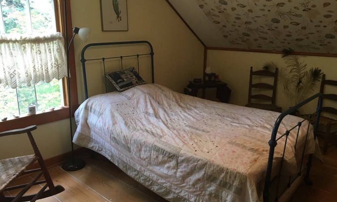 Saint George Resort | Private room ∙ 3 guests