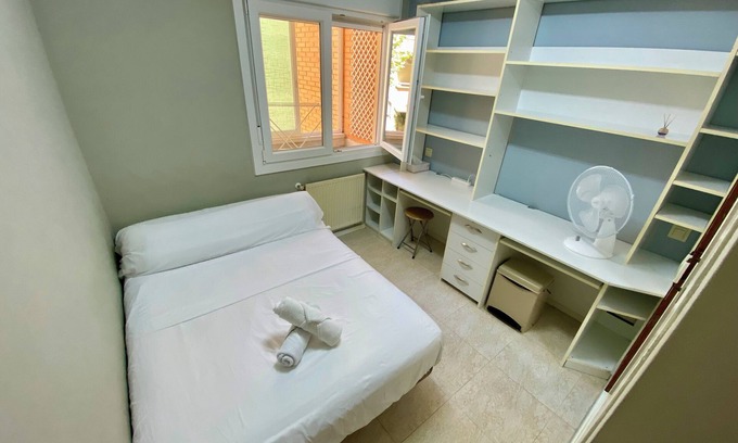 Cerro Buenavista Apartment | Private room. Shared kitchen and bathroom.