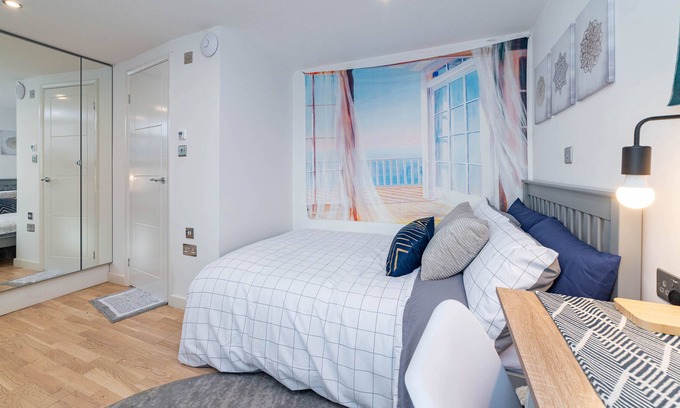 Wimbledon Apartment | Private Studio with Kitchen