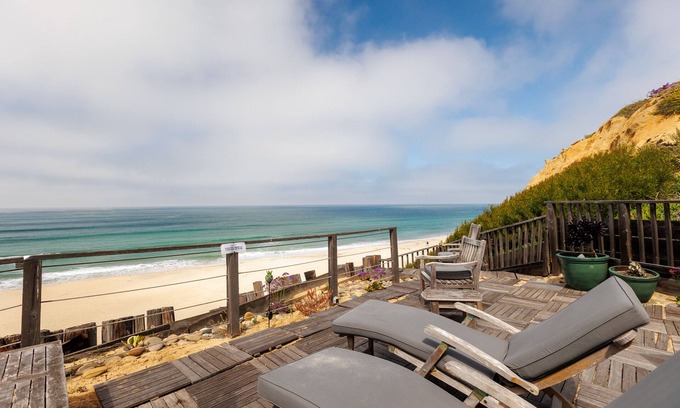 Solana Beach House | Private Townhome - Pool + Spa + Beach Access
