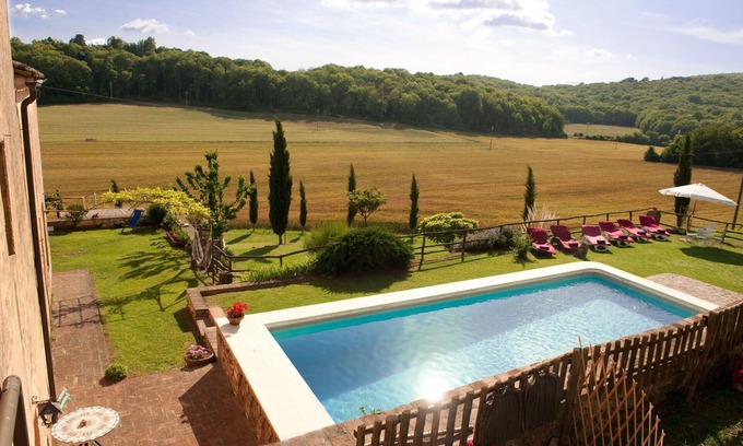 Simignano Villa | Private Villa with hot tub, WIFI, private pool, A/C, TV, patio, panoramic view, close to Siena