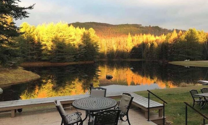 Whitefield House | Private Waterfront Estate: 3 Luxe Cottages & Beach