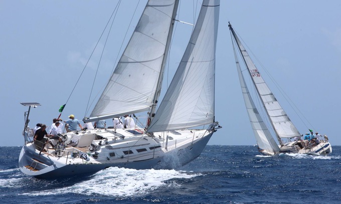 Jolly Harbour Boat Rental | PRIVATE YACHT IN THE CARIBBEAN