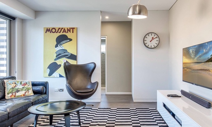 Cremorne Apartment | Professional living minutes from the city