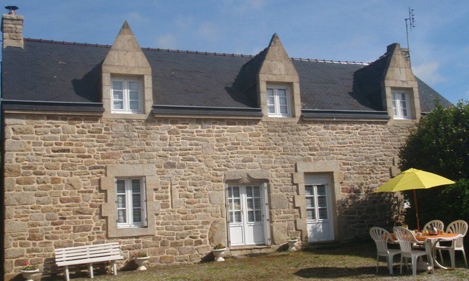 Querrien House | PROMO - 10%-last minute -MAISON*- 20 mn SEA -10 km : QUIMPERLE - LE FAOUET
