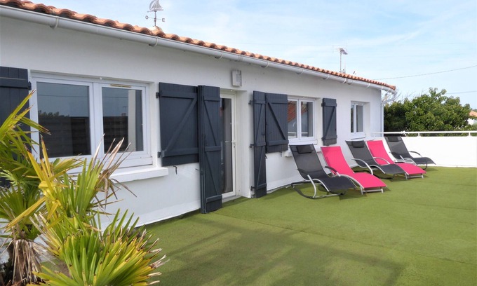 Noirmoutier-en-l'Ile House | PROMOS House 5 BEDROOMS/10 BEDROOMS in NOIRMOUTIER-EN-L'ILE (Centre)
