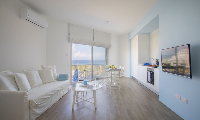 Pernera Apartment | Protaras Seafront Azure Suite