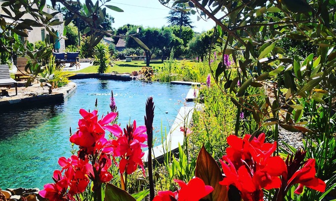 Besse-sur-Issole House | Provence chic, relaxation, Spa, natural pool in a green setting for 2
