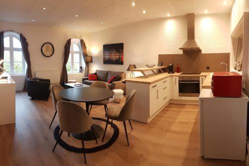 Lons-le-Saunier Apartment | Ptit Montciel sur les hauteurs de Lons