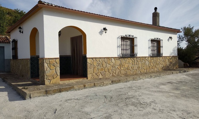 Ardales Cottage | PUERTO HERRADOR RURAL HOUSE NEAR CAMINITO DEL REY