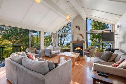 Kuratau House | Puketapu - Kuratau Holiday Home
