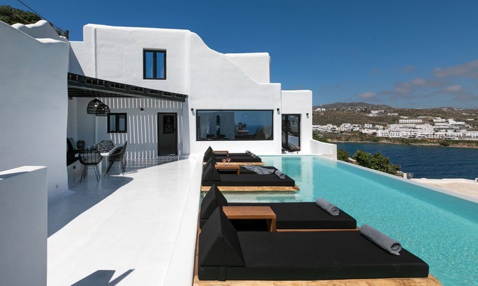 Paraga Villa | Pure luxury villa close to Nammos to cater even the most demanding travellers