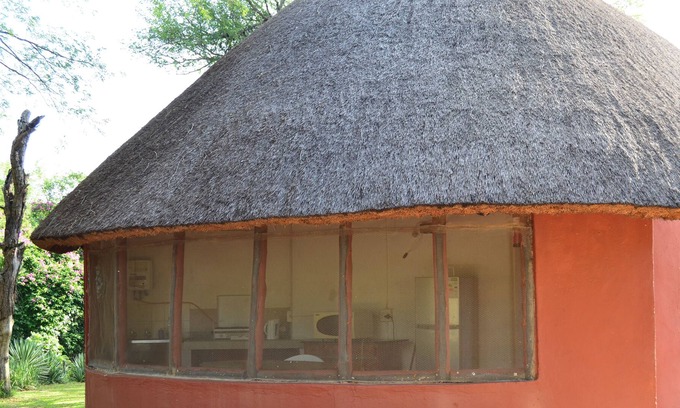 Thorny Bush Game Reserve Ski Chalet | Pure wilderness in Amanzimlotzi Riverside Bush Camp in Limpopo, Kruger Park